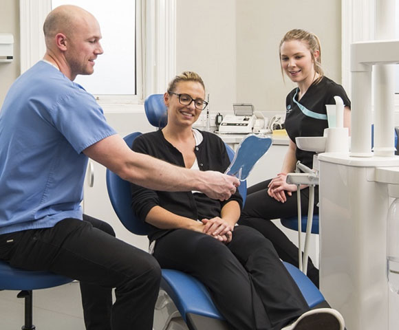Ausbildung Zur(m) ZMP/ZMF & ZFA Zahnarztpraxis-Oralchirurgie in Euskirchen Ausbildung Zur(m) ZMP/ZMF & ZFA Zahnarztpraxis-Oralchirurgie in Euskirchen - Bild